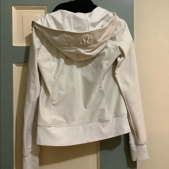 āSOLDāLululemon Uba fleece jacket ivory size 2 - Picture 2 of 7